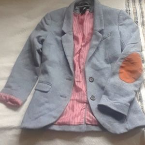 H&M Women's blazer. Size 4. Light gray. Patch elbow details on the sleeves.